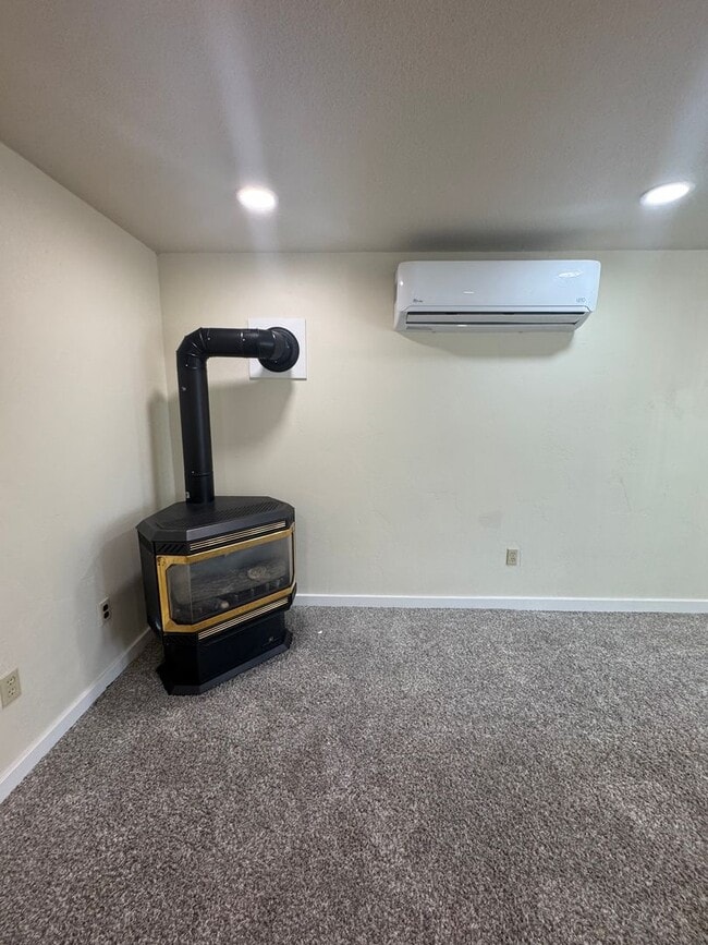 Photo - 1509 1220 W St