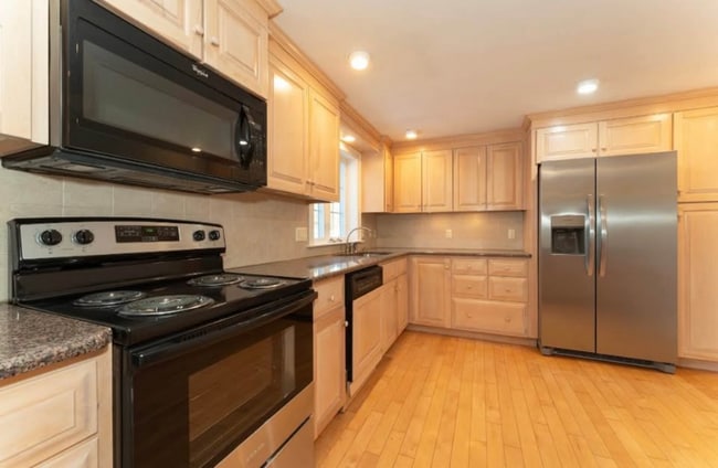 Photo - 50 Laurel Cir