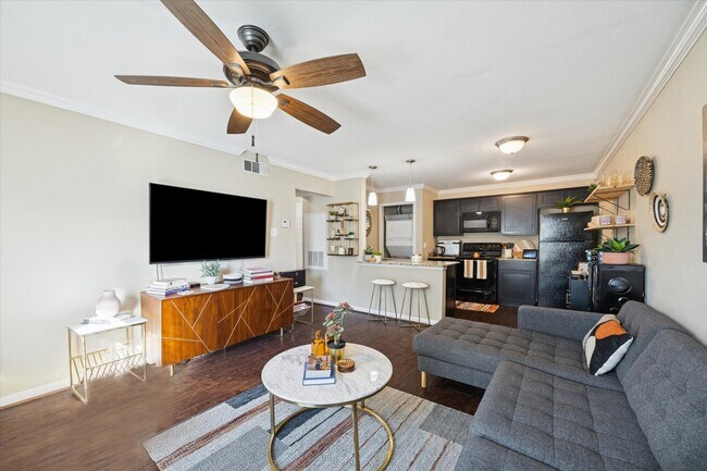 Photo - 1600 W T C Jester Blvd Unit 35