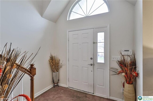 Photo - 204 Ridings Cir