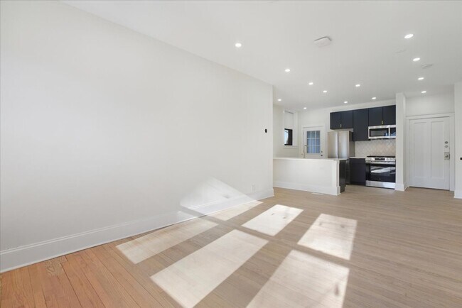 Photo - 4638 N Hamilton Ave Unit 1