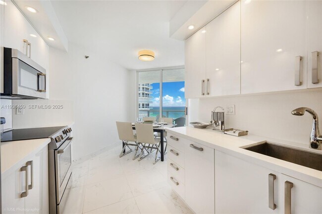 Photo - 16425 Collins Ave Unit 2215