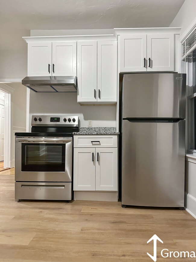 Photo - 55 Hollander St