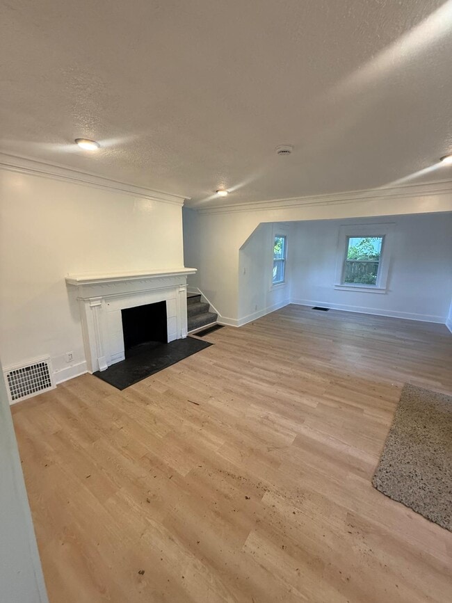 Photo - 1707 SW Walnut St