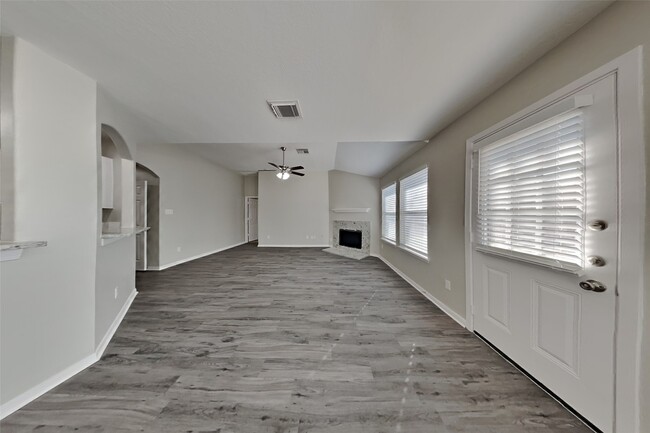 Photo - 6607 Portlick Dr