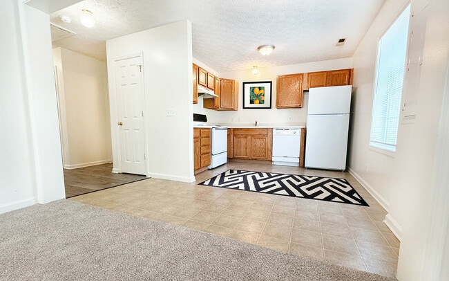 Building Photo - Doe Ridge Apartments