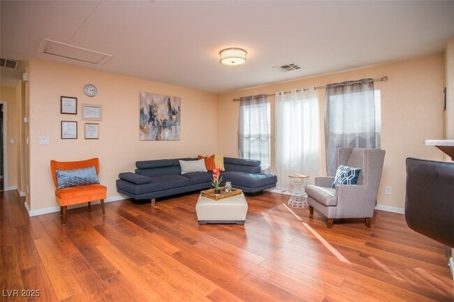 Photo - 6730 W Oak Mist Ave