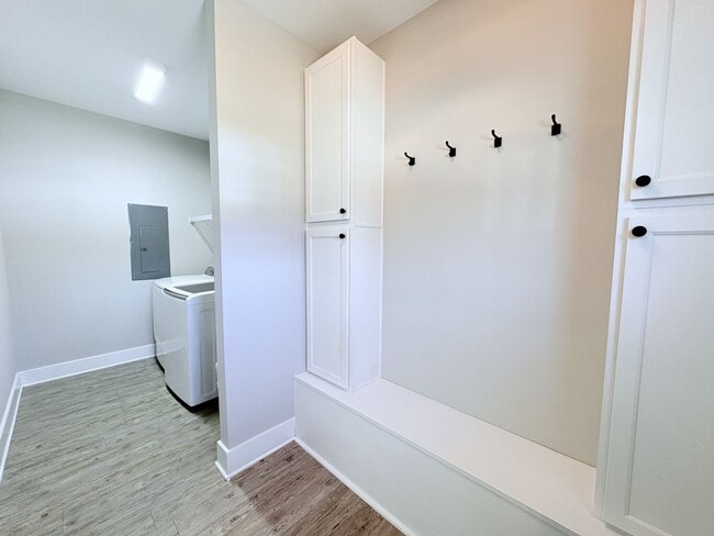 Photo - 419 Eaton St