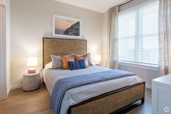 1BR, 1BA