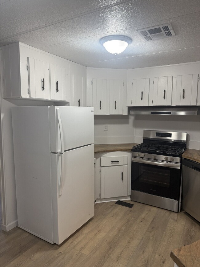 Photo - 1251 N 22nd Cir