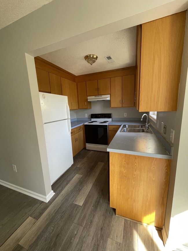 Photo - 111 McBrandon Dr