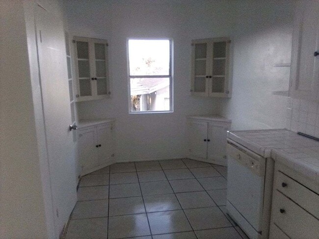 Photo - FOR LEASE | 2 Bd 1 Ba Home