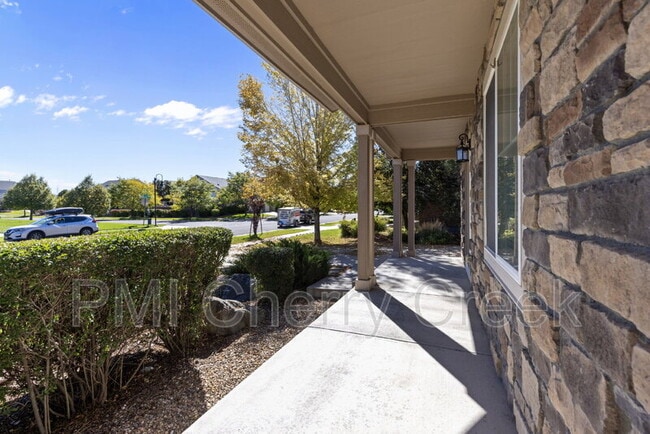 Photo - 267 N Millbrook St