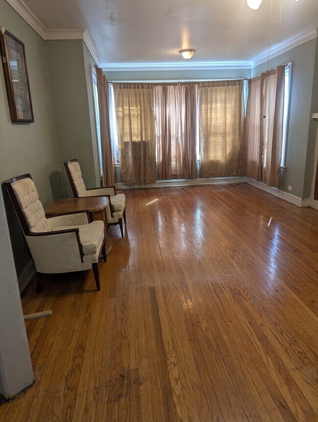 Photo - 1148 N Mayfield Ave Unit Apt. 1