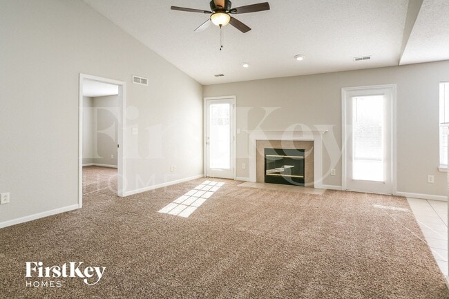 Photo - 6041 Gimbel Cir