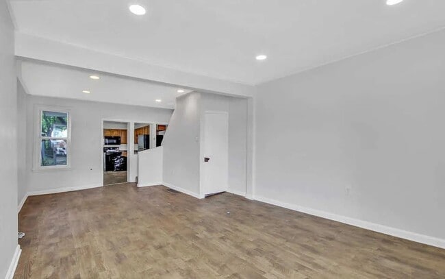 Photo - Coming Soon - Spacious 3 Bedroom, 1 Bath H...