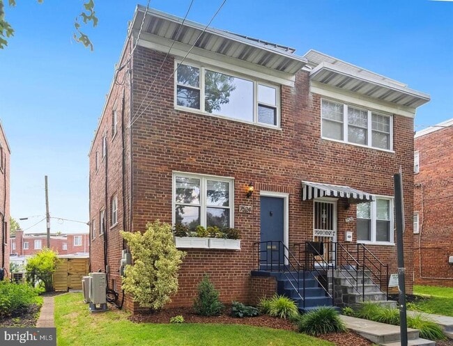 Building Photo - 7524 Eastern Ave NW Rental