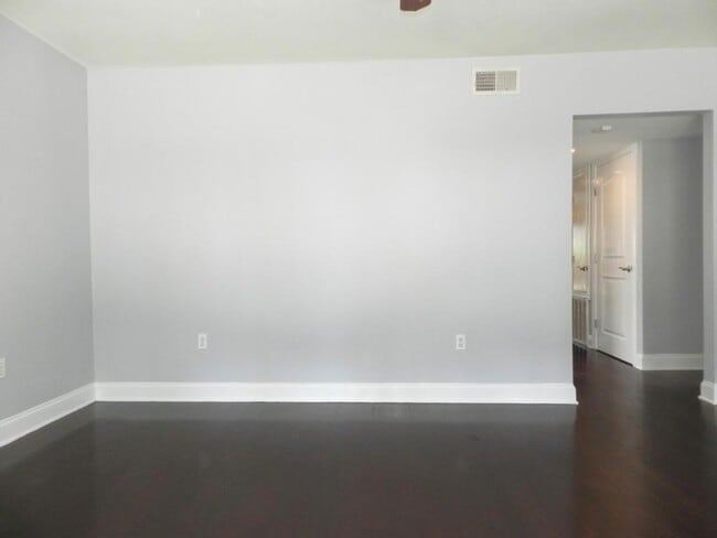 Photo - 6602 Bellaire Dr