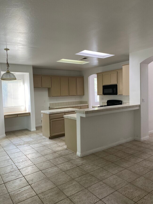 Photo - 6209 Indian Peaks Ave