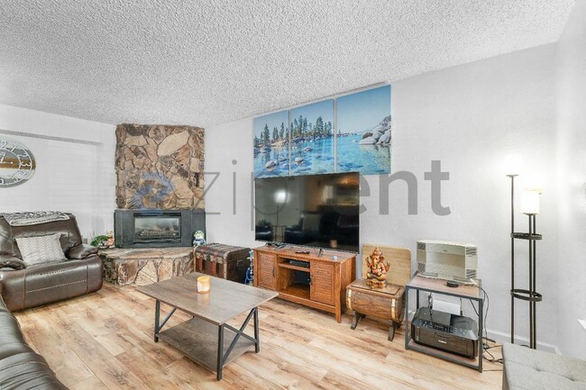 Photo - 1168 Herbert Ave