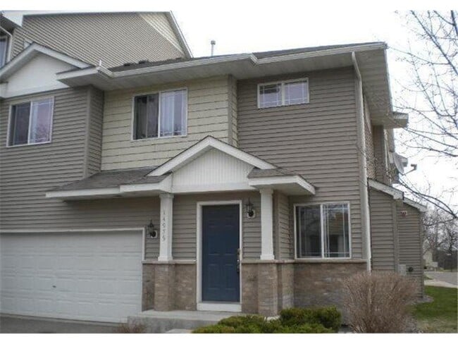 Building Photo - 14975 Pinto Ln