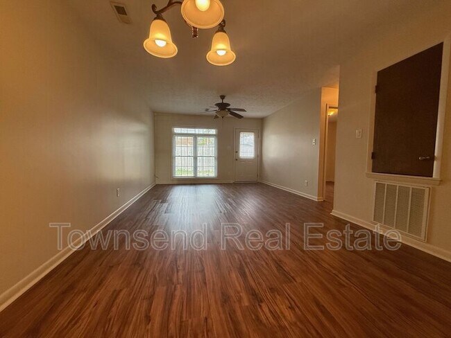 Photo - 2752 Helaman Ct