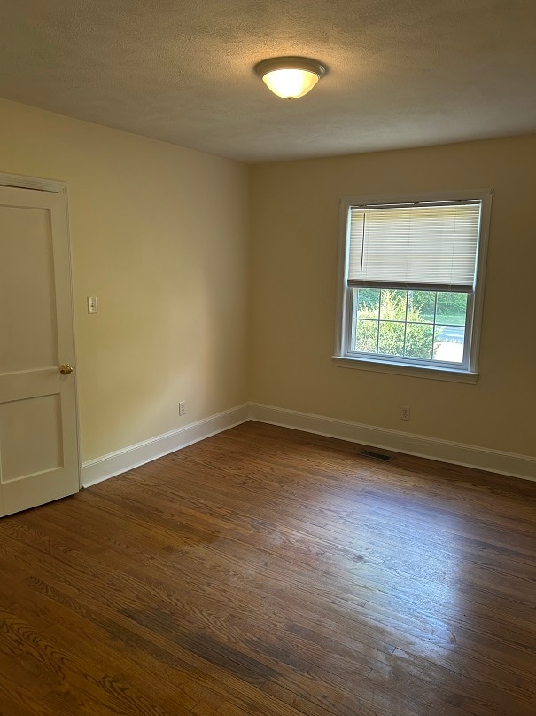 Photo - Fifth Street-311