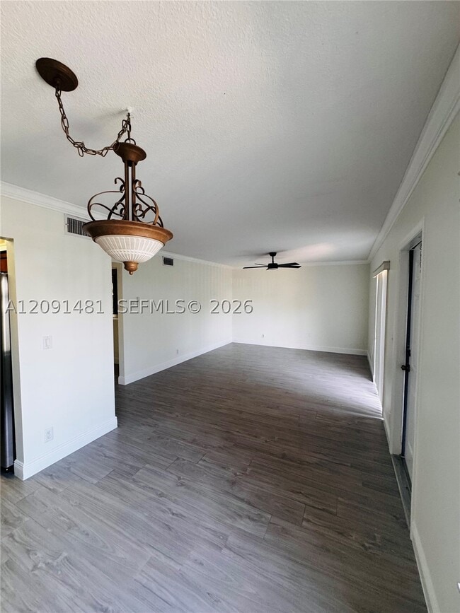 2425 SW 22nd Ave Unit 102B