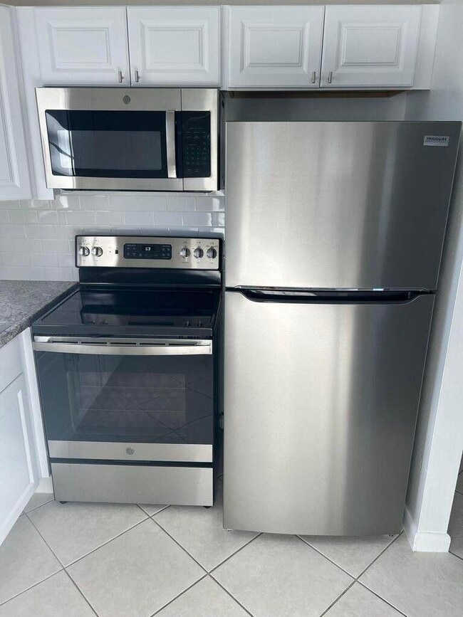 Photo - 162 Camden G