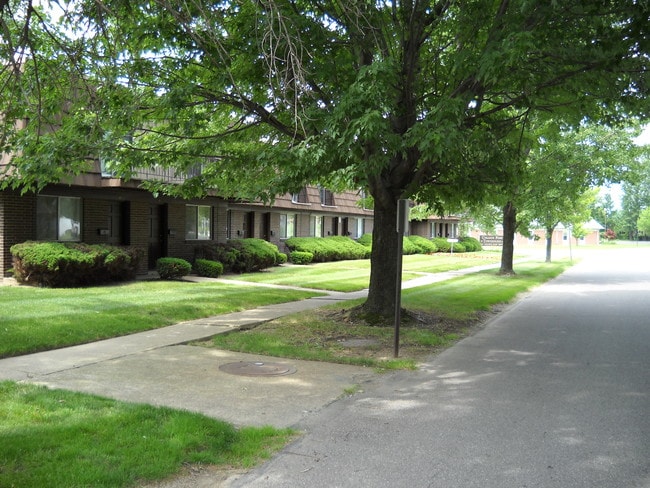 College Park Apartments