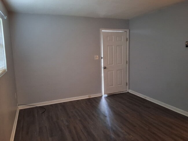 Photo - 1140 Evelyn Dr Unit 4