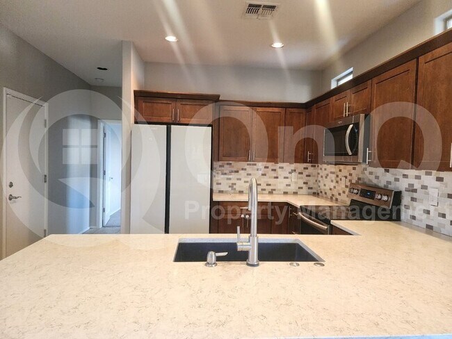 Photo - 16914 N 50th Way