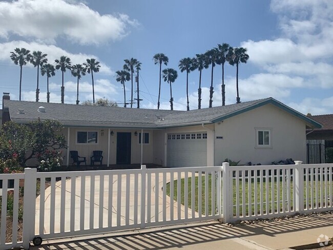 Building Photo - Imperial Beach - Beautiful, Spacious 3bed ... Rental