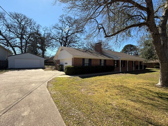 Photo - Available-Remodeled 3/2 with 4-Car Garage!