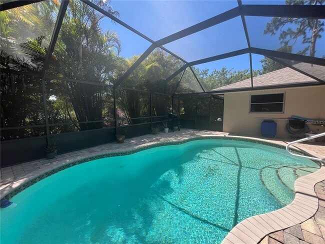 1314 Beacon Dr