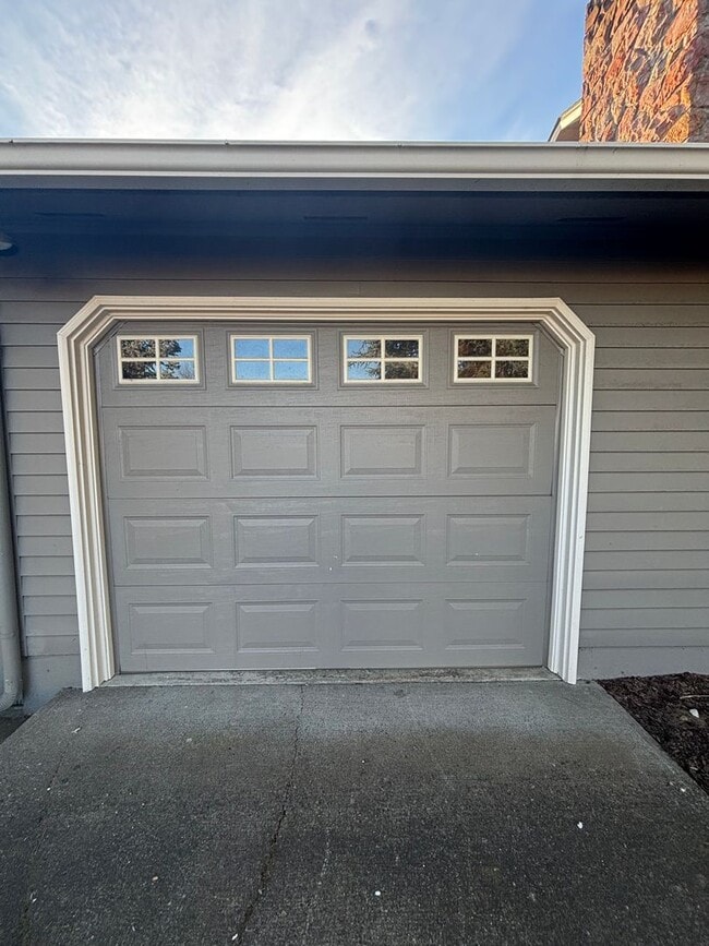 Photo - Stunning 4BR Family Home with Brand New Deck