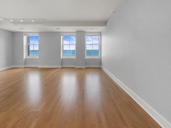 Photo - 850 N Lake Shore Dr