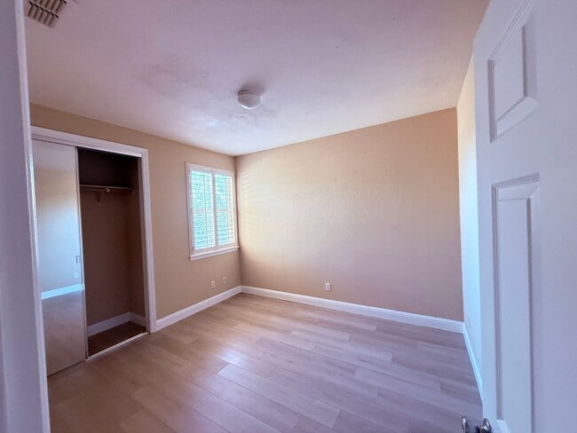 Photo - 2205 Maloney Dr