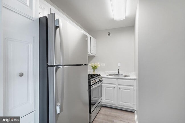 Photo - 5340 Holmes Run Pkwy Unit 1503
