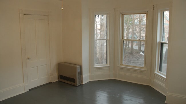 Photo - 65 1st St Unit Apt 2
