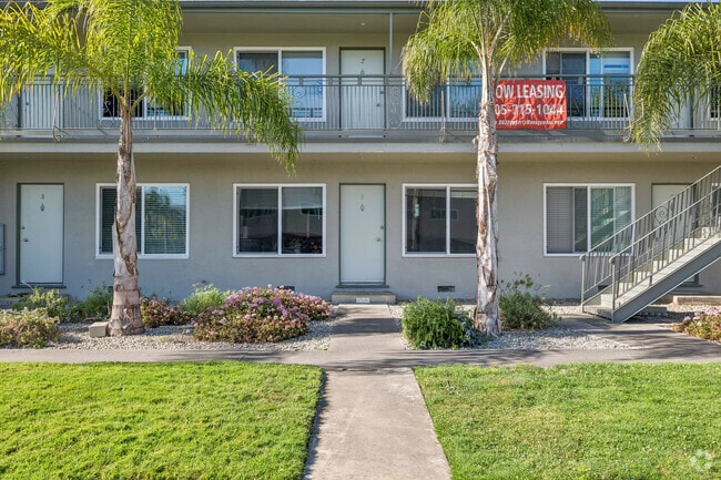 759 Embarcadero Del Mar