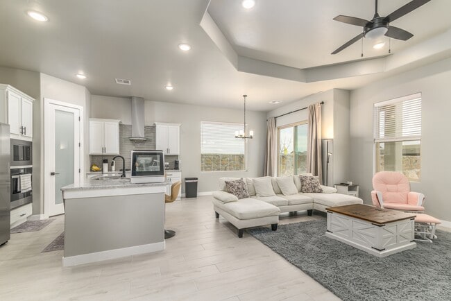 Photo - 6262 Recoleta Rd