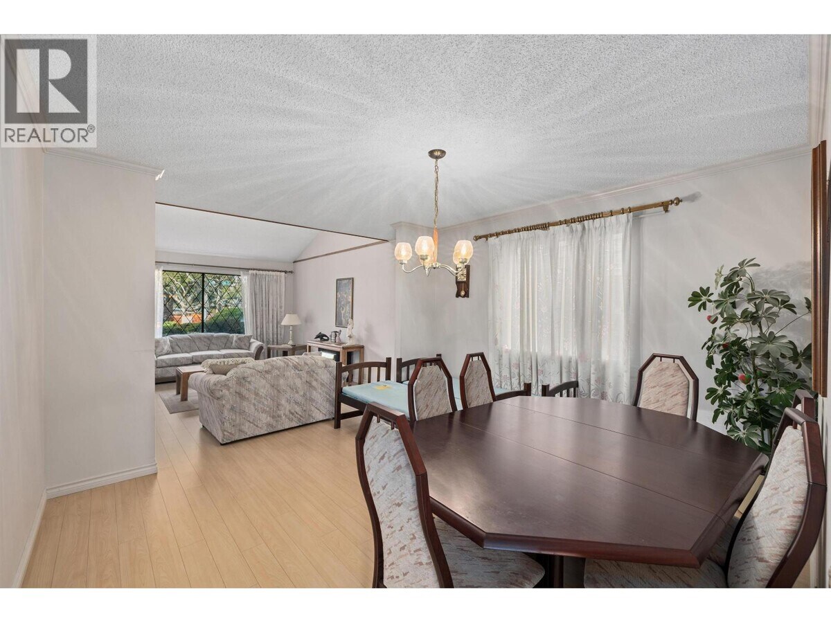 Photo - 43XX Bonavista Dr