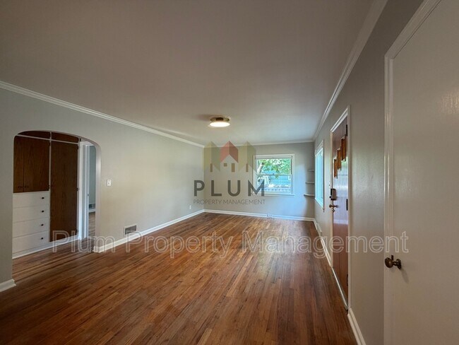 405 W Central Ave