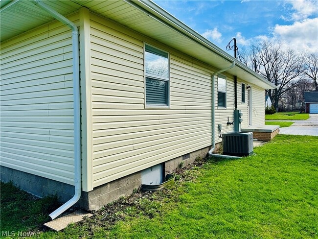 Photo - 4913 Dunsmore Ave