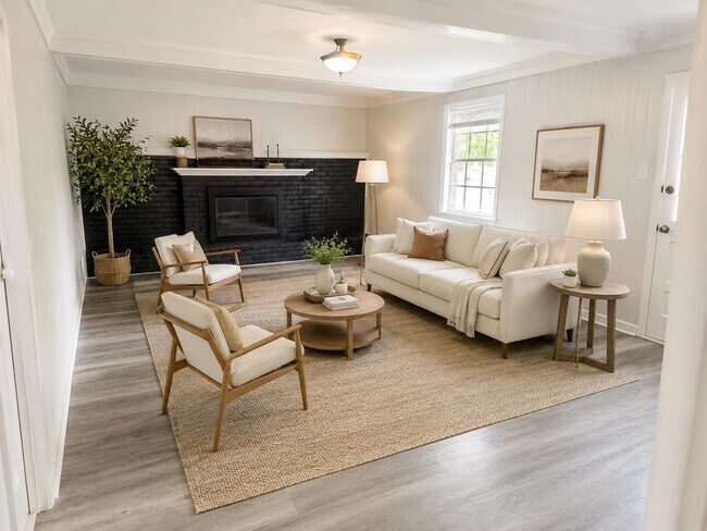 Photo - 1562 Holly Hill Dr