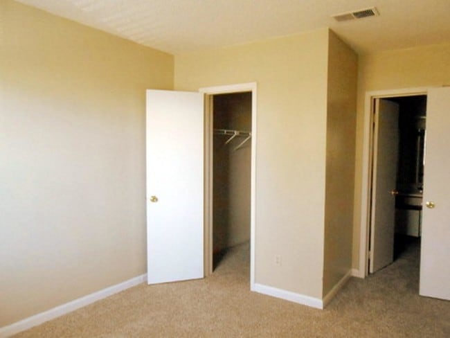 Photo - Gardendale Manor Apartments