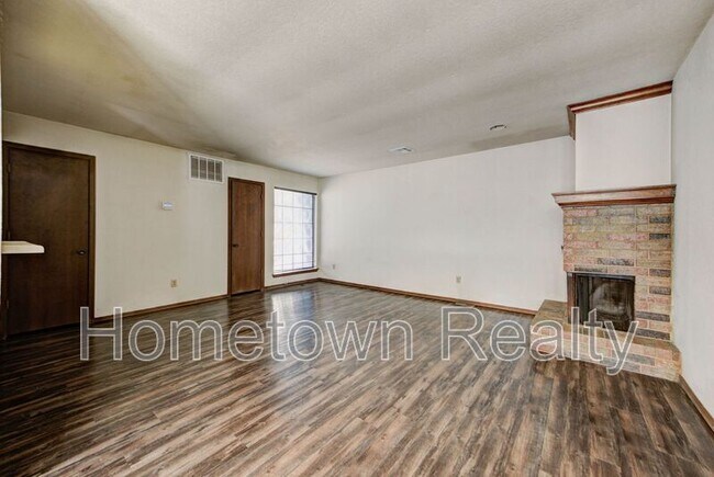 Photo - 436 NE 115th St