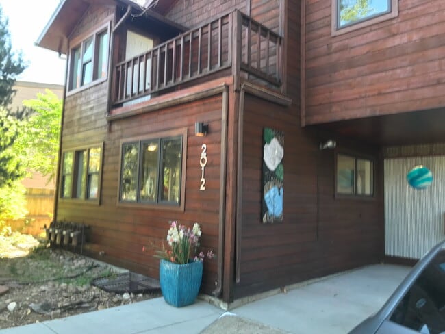 Photo - 2012 Spruce St Unit 1