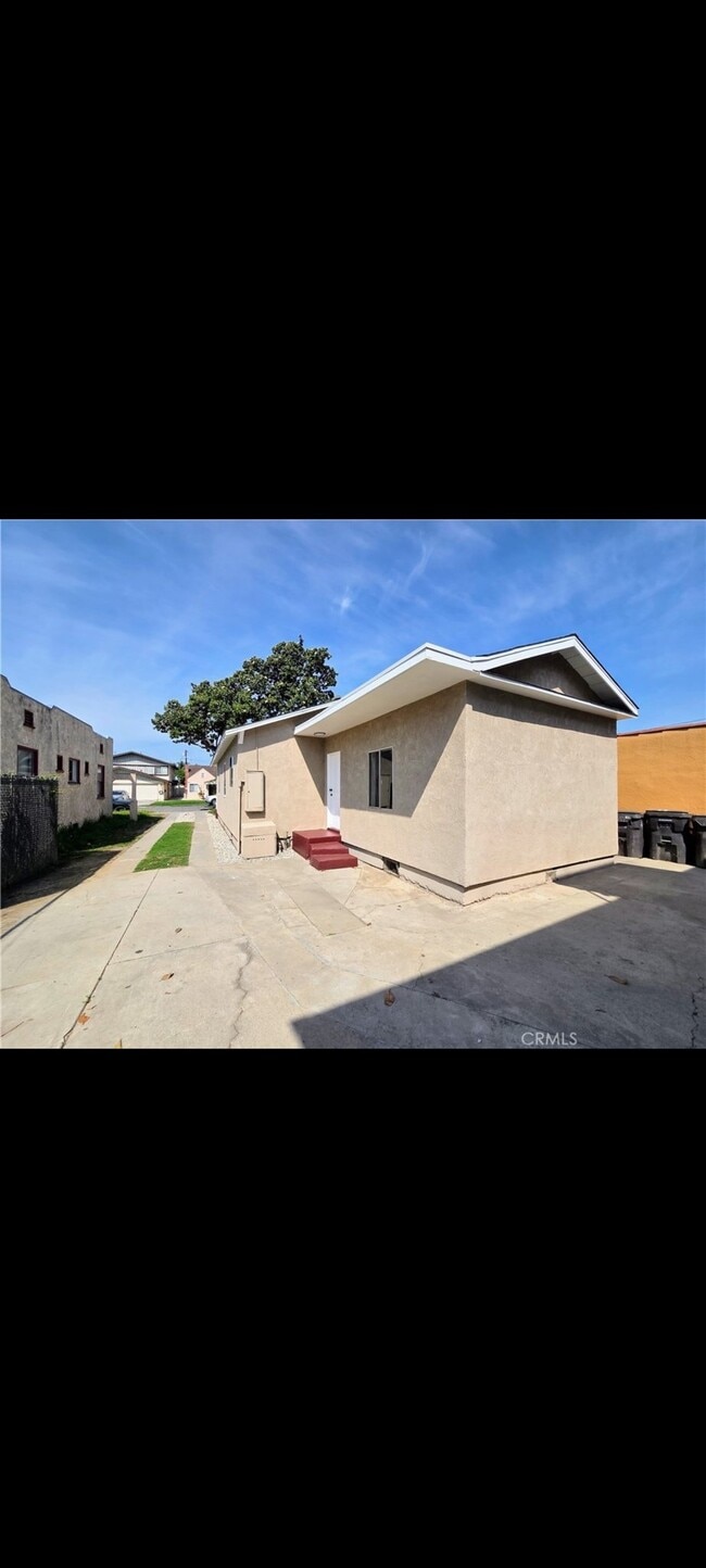 Photo - 5552 Lewis Ave Unidad M